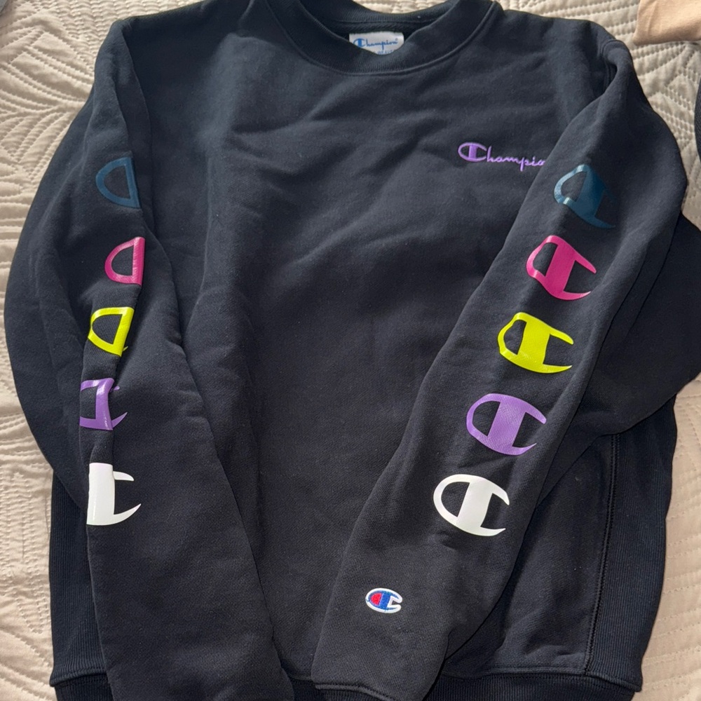Champion Black Sweatshirt